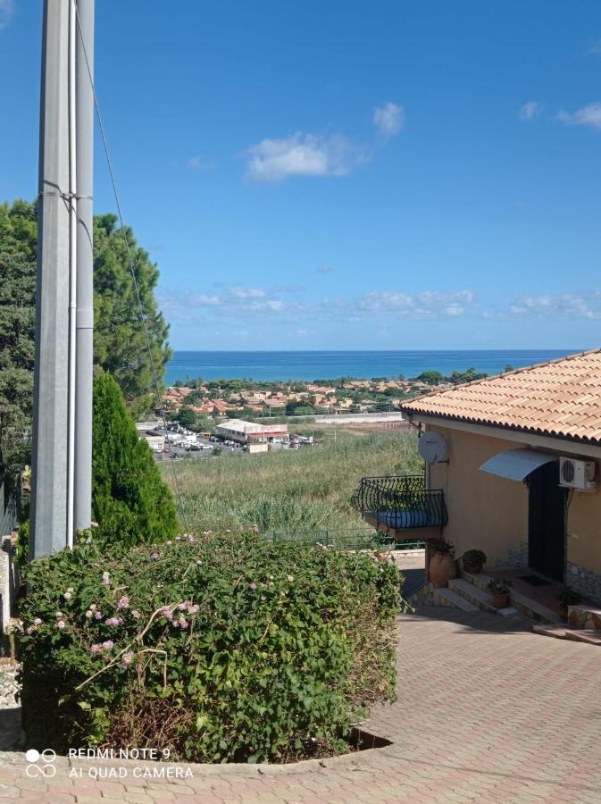 Villa Belvedere Campofelice Di Roccella Buitenkant foto
